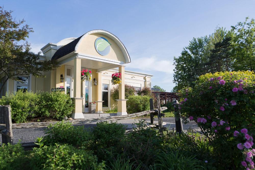 Auberge West Brome ภายนอก รูปภาพ