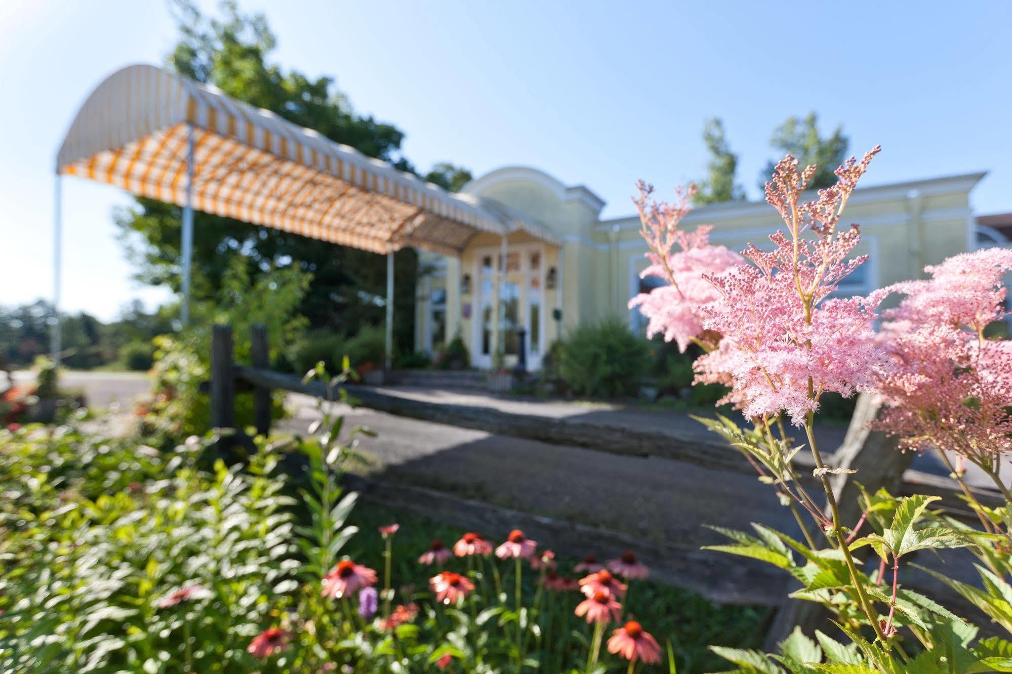 Auberge West Brome ภายนอก รูปภาพ